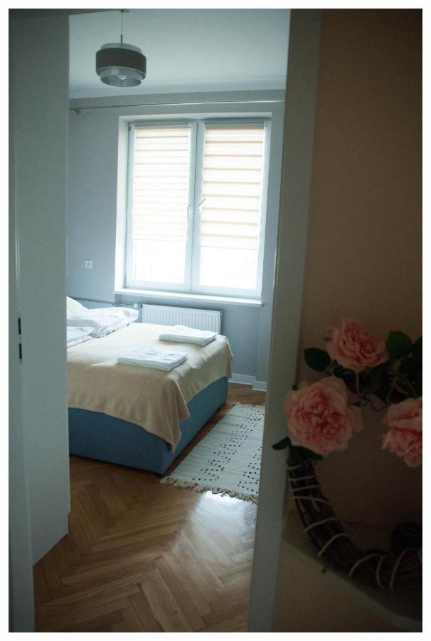 Color 24 Apartament III Stalowa Wola Dış mekan fotoğraf