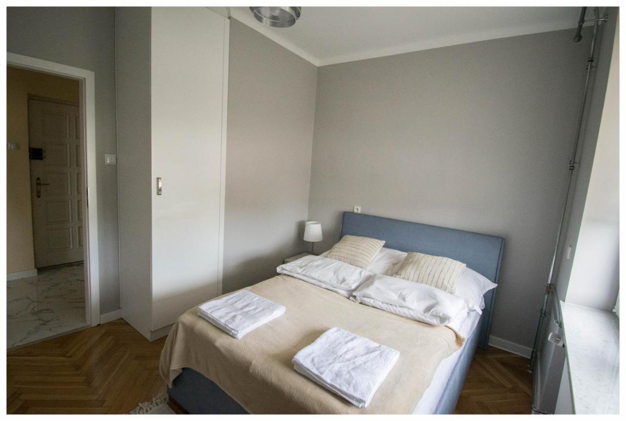 Color 24 Apartament III Stalowa Wola Dış mekan fotoğraf