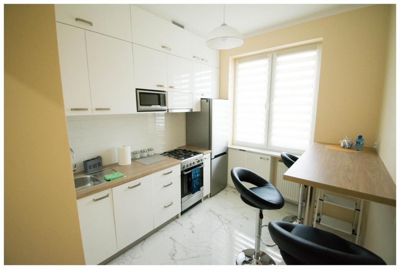 Color 24 Apartament III Stalowa Wola Dış mekan fotoğraf